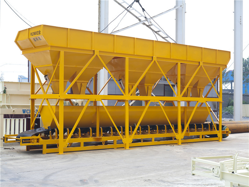 Aggregate batching machine